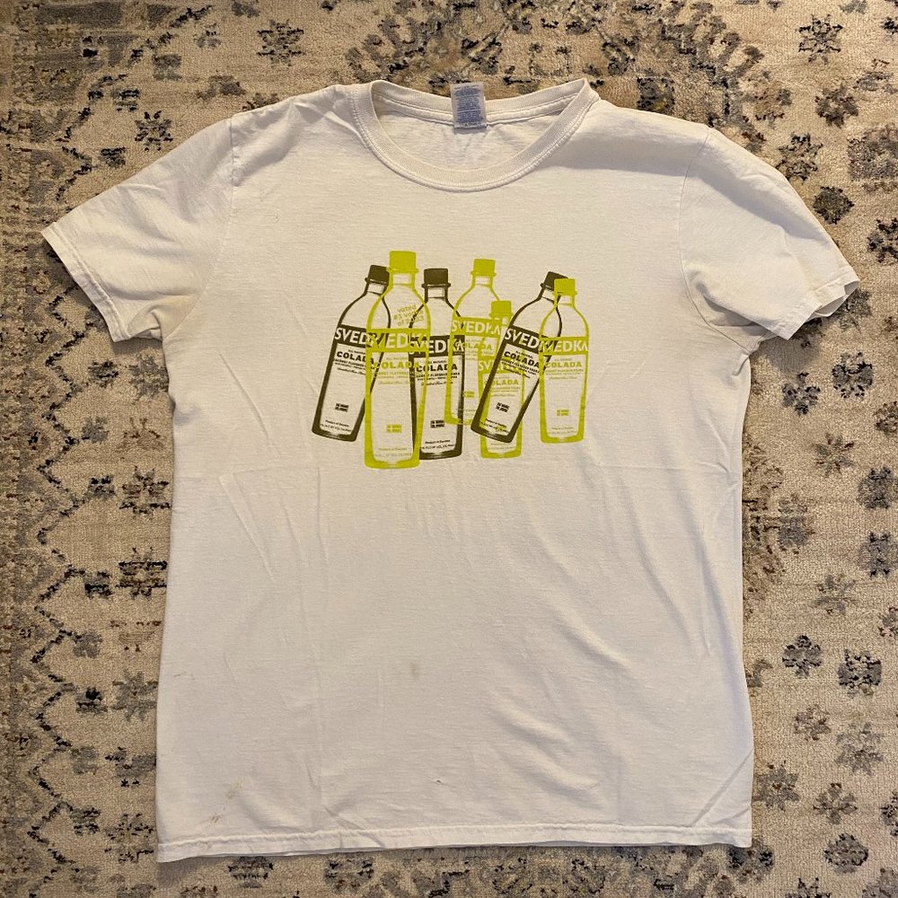 Pre-owned Men's Medium Svedka White T-shirt